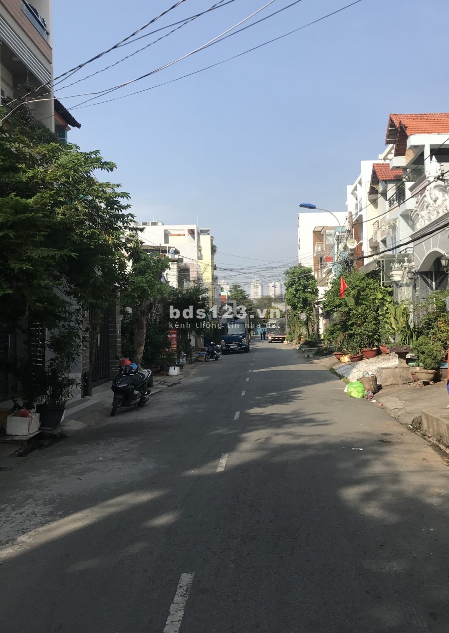 Cho thuê nhà nguyên căn mặt tiền đường 51, p. Tân Quy, quận 7, TPHCM
