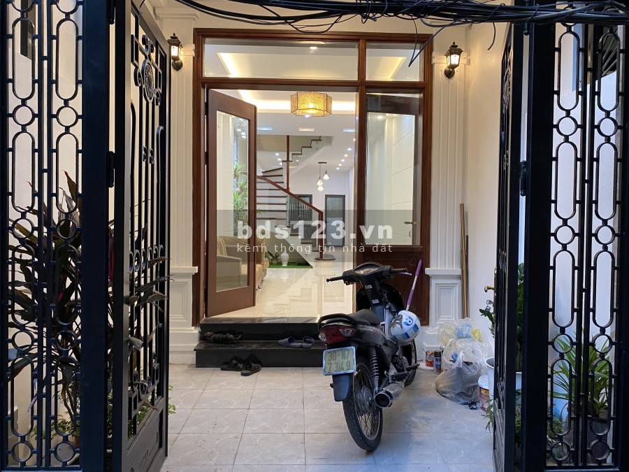 Bán nhà KPL Nguyễn An Ninh, Tương Mai, 55m2x4T, ôtô đỗ cửa, gần phố, KD Văn Phòng. Giá 5.3 tỷ