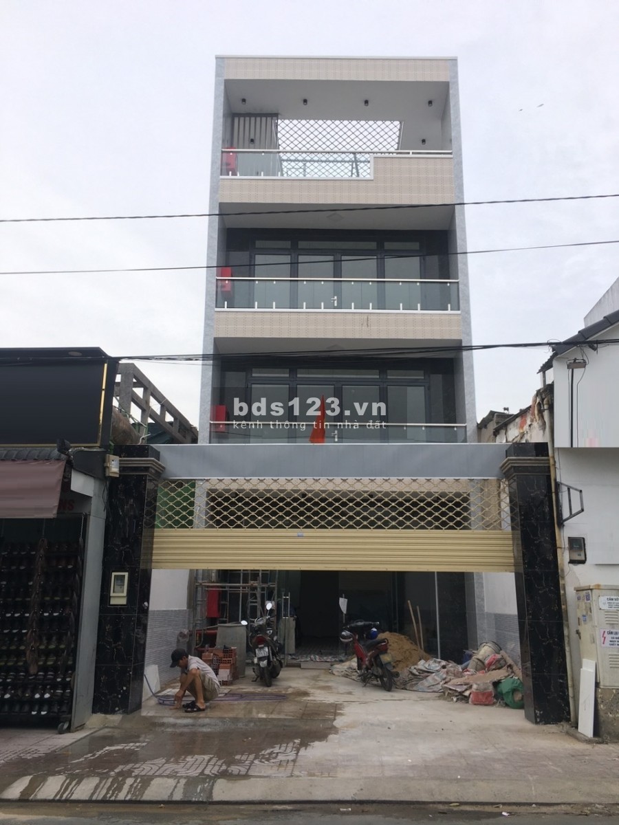 Trần Hưng Đạo dt 5 x 18 mt vị trí an ninh cao