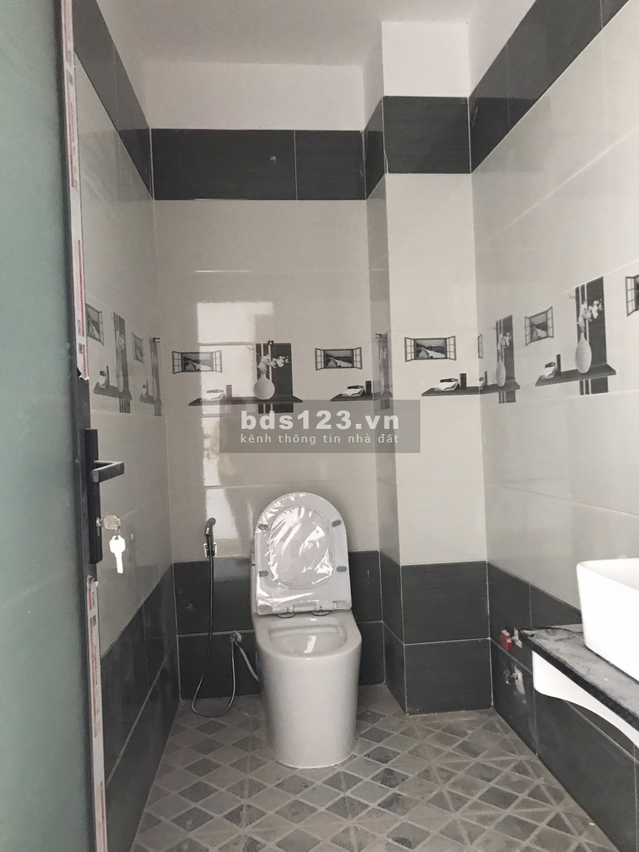Cần vốn kinh doanh Tết bán gấp nhà 32m2 đường Kinh Dương Vương chỉ với 1 tỷ 580 triệu