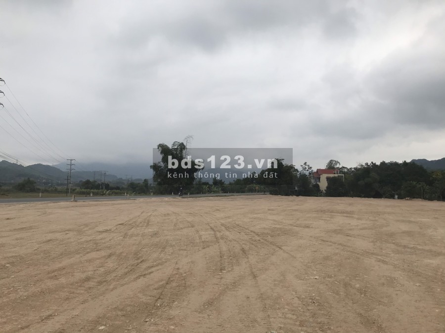 BÁN SUẤT NGOẠI GIAO ĐẤT ĐẤU GIÁ MẶT ĐƯỜNG QUỐC LỘ 6 - KỲ SƠN - TP HOÀ BÌNH. LH 0923166768