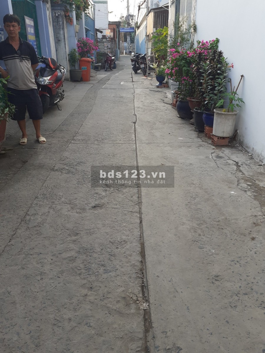Cần vốn kinh doanh Tết bán gấp nhà 32m2 đường Kinh Dương Vương chỉ với 1 tỷ 580 triệu