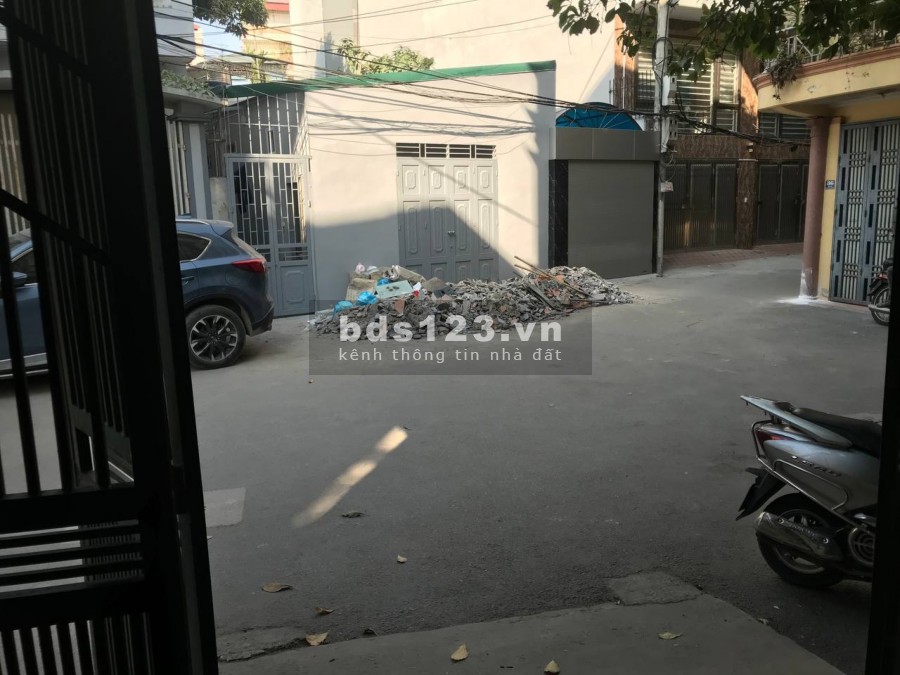 Chính chủ bán nhà tại Số 24 X16 Bộ Công An - Khương Trung - Thanh Xuân, DT 50m2x4.5 tầng Giá 8.486 Tỷ LH 0934286889