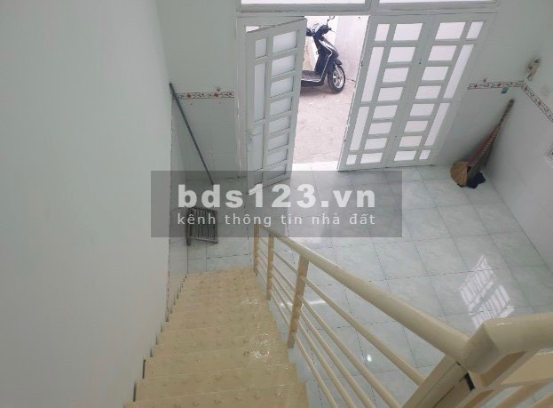 Bán nhà 1 trệt 1 lầu Đường Kha Vạn Cân Phường Linh Đông TP Thủ Đức, Lh 0966943807