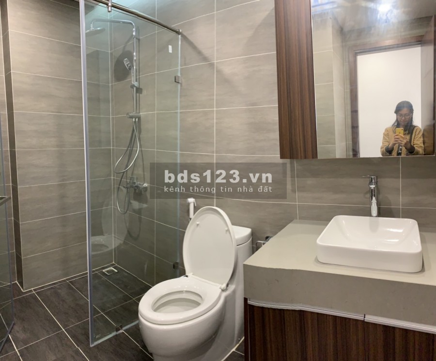 Tôi cho thuê CC ecohome 3, 2pn - 3pn đủ đồ giá chỉ từ 4tr/th. Lh: 0916798285