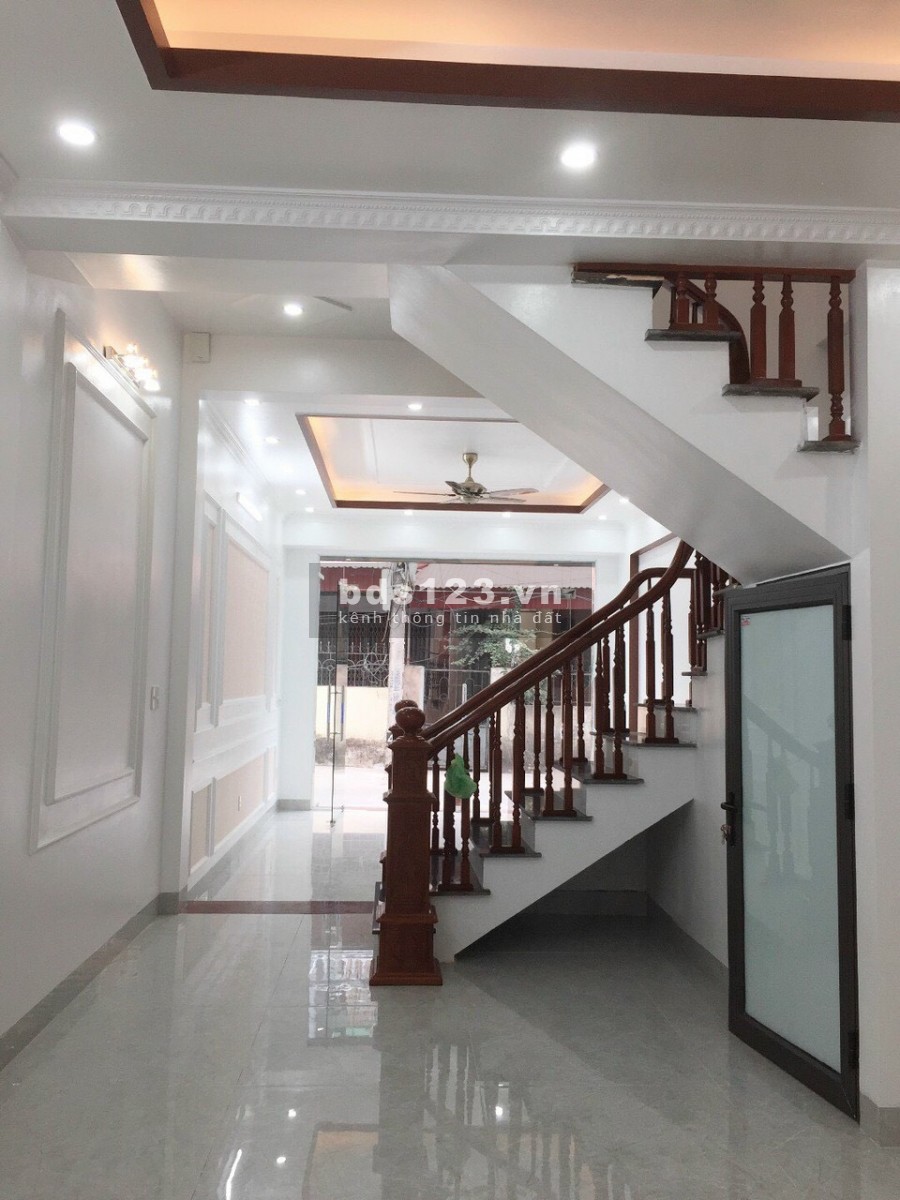 Bán nhà 4 tầng phố Nguyễn Văn Linh, ph. Thanh Bình, 58m2, mt 4.25m, 2 tỷ 980