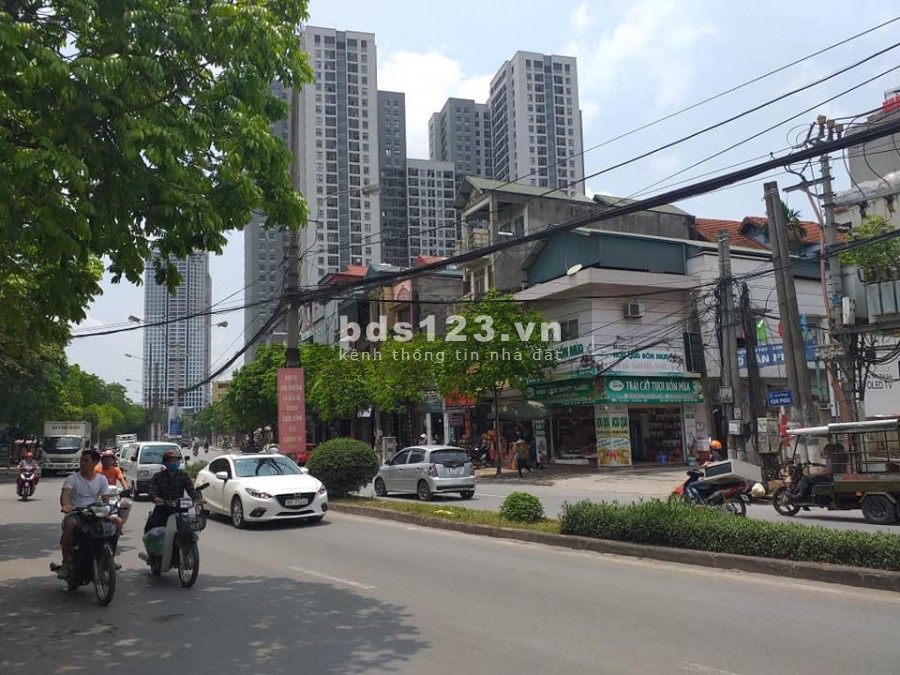Mặt Phố Vạn Phúc, 45m², 3T, MT3m, giá 9.2 tỷ, Trung Tâm HĐ, Kinh Doanh Sầm Uất.