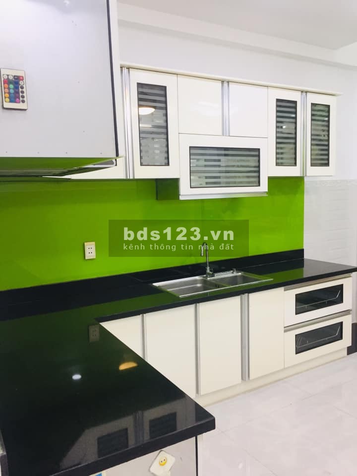 Nhà 4 tầng đúc BTCT kiên cố, HXH Trường Sa, Quận 3, nội thất mới cứng - DT 50m2 giá chỉ 7,2 tỷ