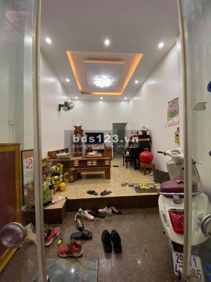 Ở thì chỉ có Sung Sướng 35m2*2T oto đỗ cửa Minh Khai chỉ 1.8 tỷ