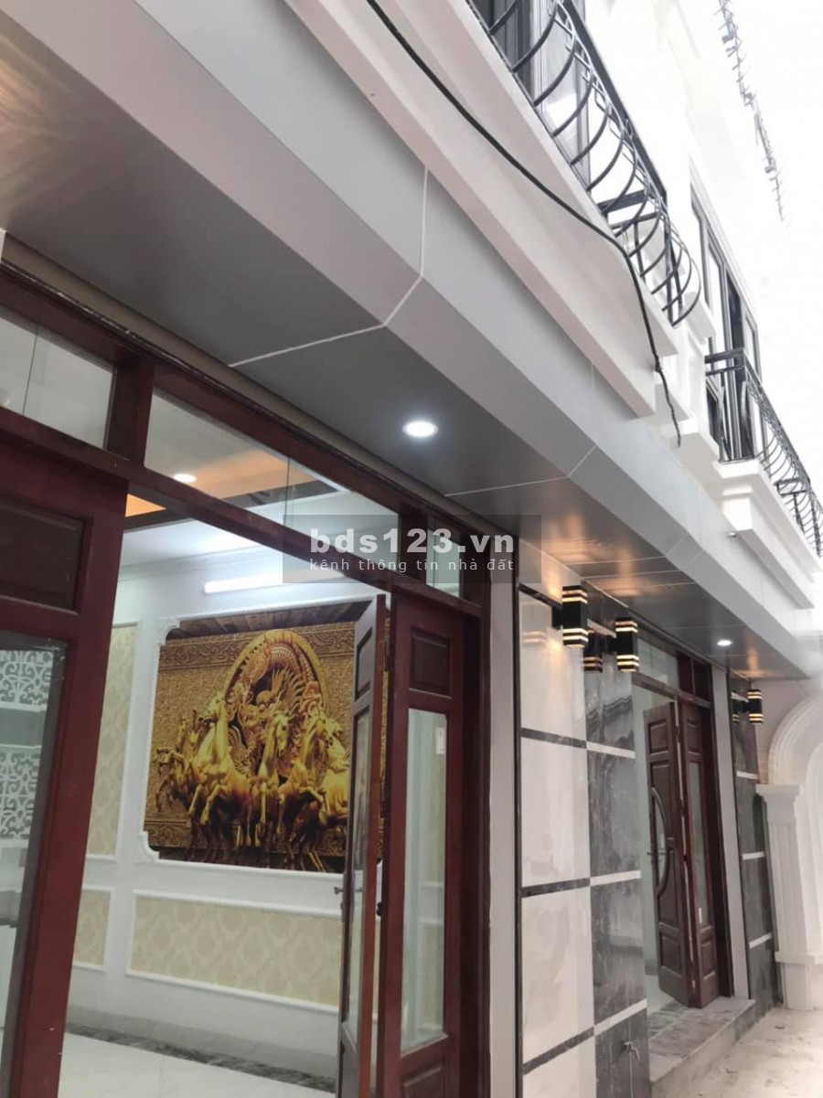 Bán nhà đường Láng 35m2 5 tầng giá 3.6ty