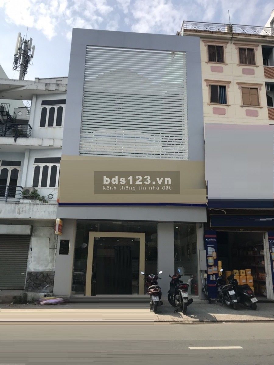 Trần Hưng Đạo - 5 x 18- đoạn đông kd đẹp