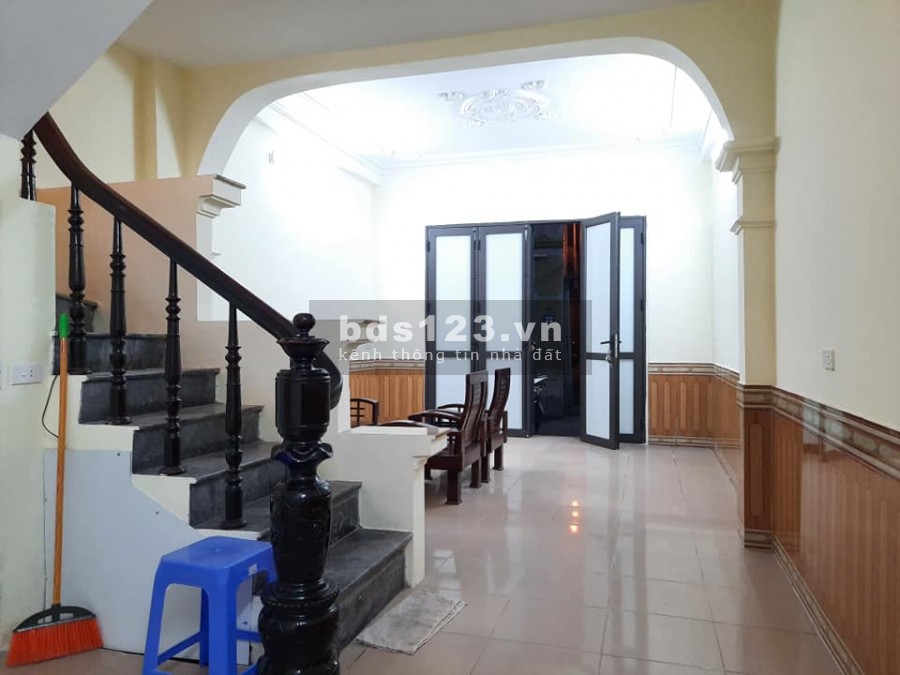 Chính chủ bán nhà Hoàng Mai, 44m, 5T, 2 thoáng, Chỉ nhỉnh 3 tỷ.LH 0975626023