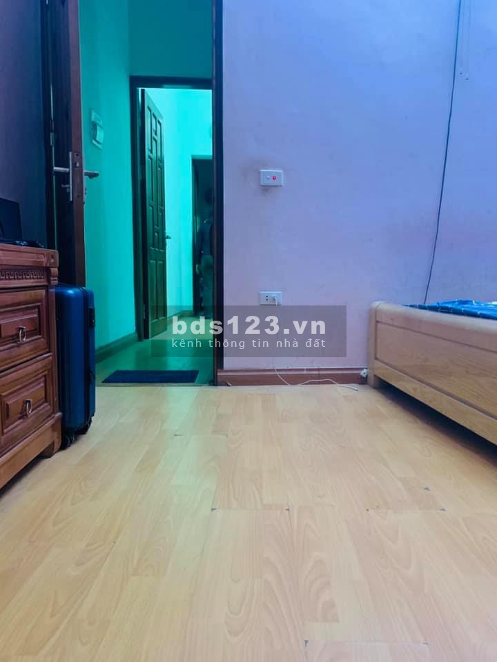 Bán nhà( Lô góc) Nguyễn Khánh Toàn, kinh doanh tốt, 55m2 * 4T, giá 5tỷ.
