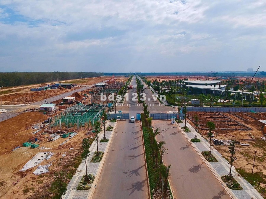 Siêu đô thị Gem Sky World nhà phố vị trí đẹp giá ưu đãi từ chủ đầu tư, cam két 100% đúng tiền độ
