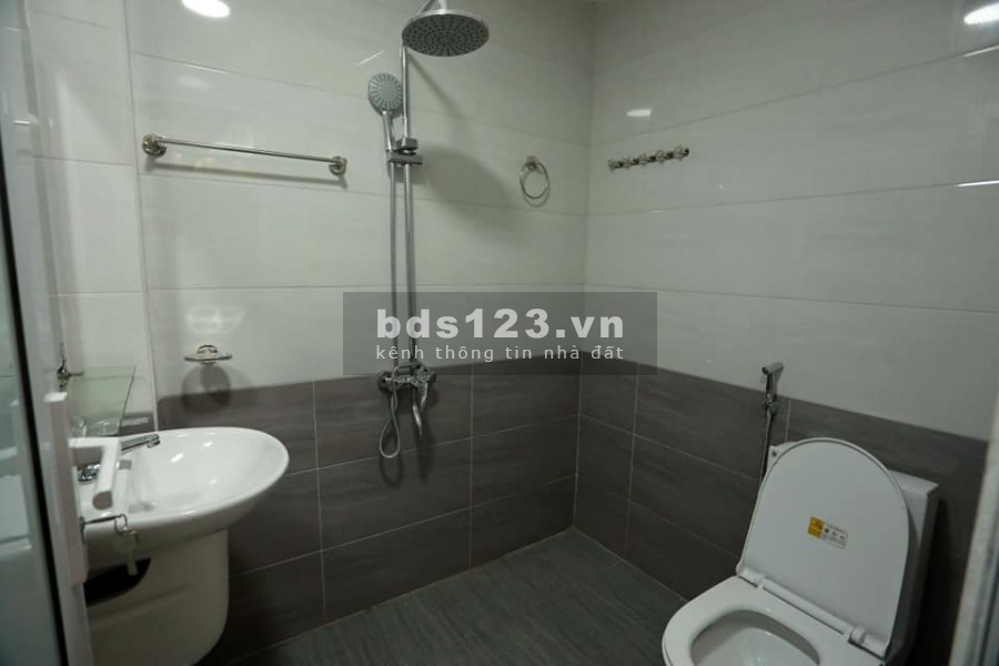 Vip cuối năm Thái Thịnh đẹp ở ngay,3 gác 10m ra phố 1.85 tỷ