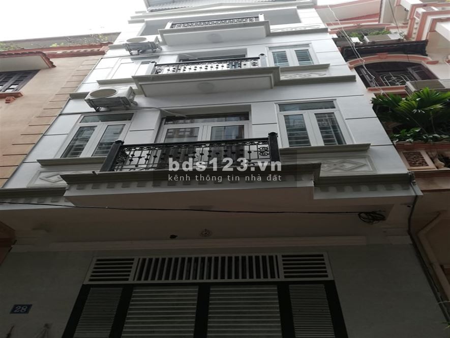 Nhà Hồ Tùng Mậu oto lý thuyết, 2 thoáng nội thất 5 sao, DT 40m2 nhỉnh 3 tỷ