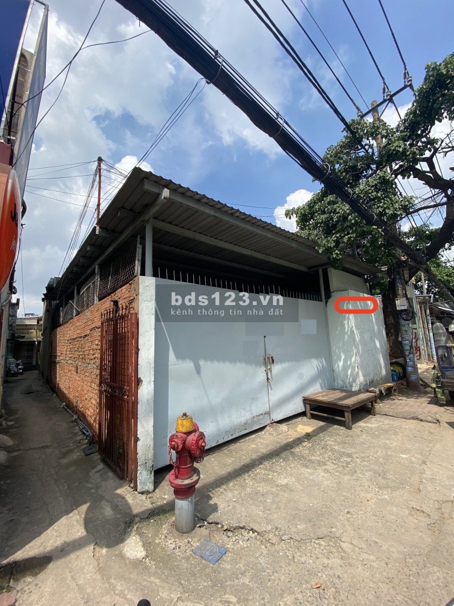 Mặt tiền Nguyễn Xí 8x50m 1trệt, Gác suốt. Chỉ 60tr/th.