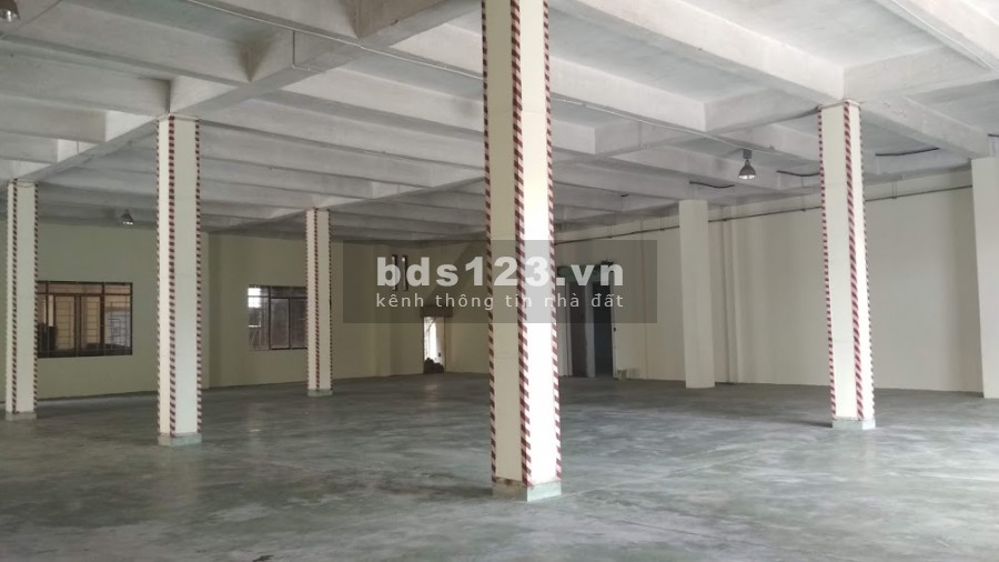 CHO THUÊ NHÀ XƯỞNG KIÊN CỐ 3.900M2 QUỐC LỘ 1A, THẠNH XUÂN, Q.12, GIÁ RẺ CẠNH TRANH