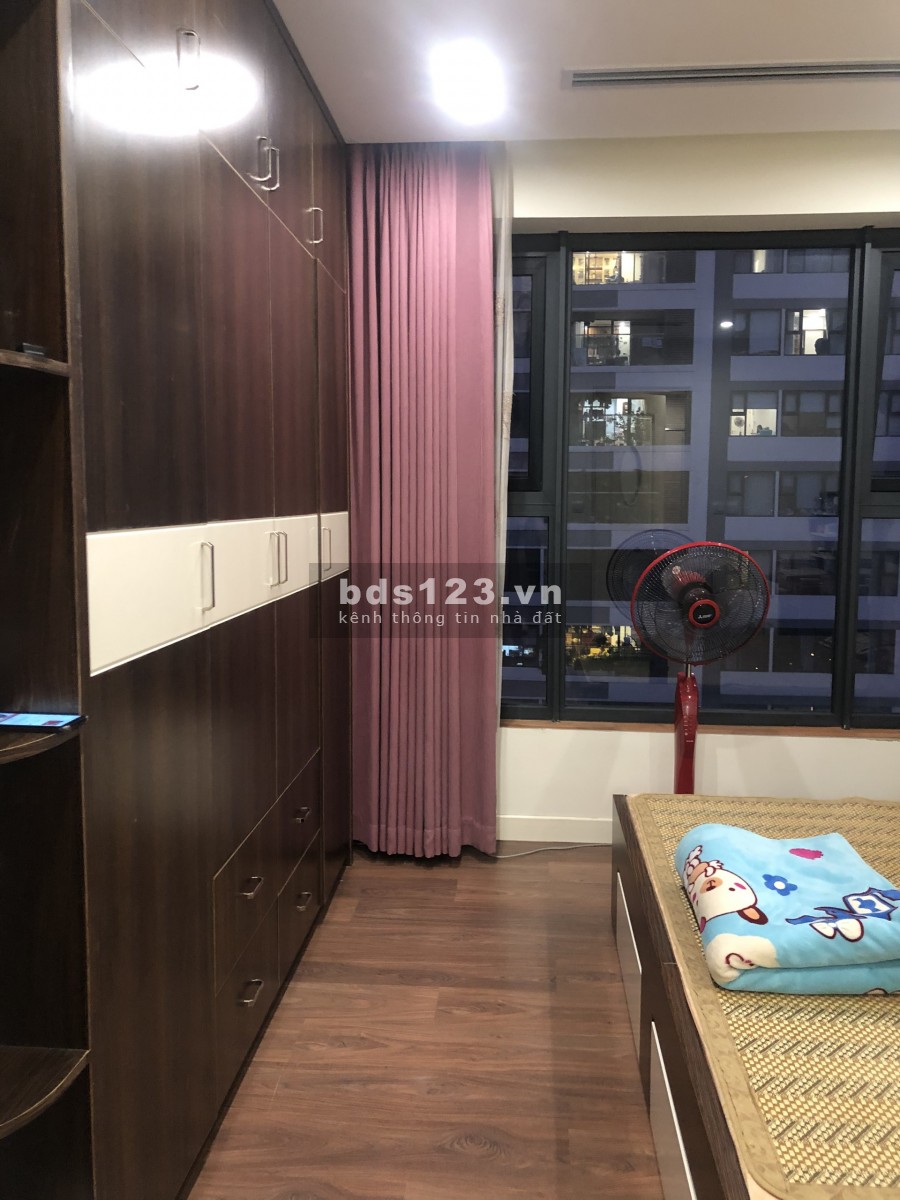 Bán gấp căn hộ 3 ngủ, 121m2 Imperia Garden, Giá 4.5 tỷ (bao phí), LH: 0919128298