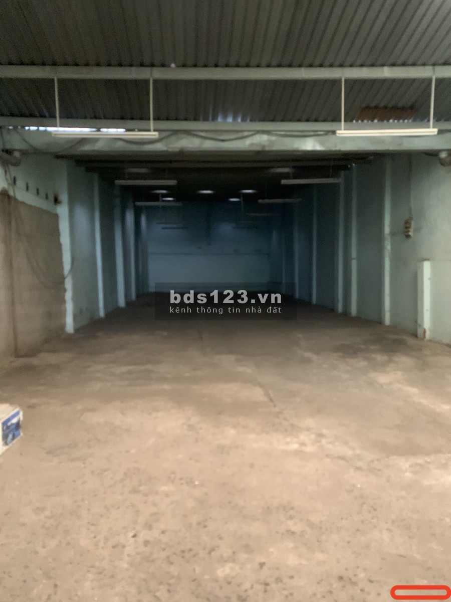 Mặt tiền Nguyễn Xí 8x50m 1trệt, Gác suốt. Chỉ 60tr/th.