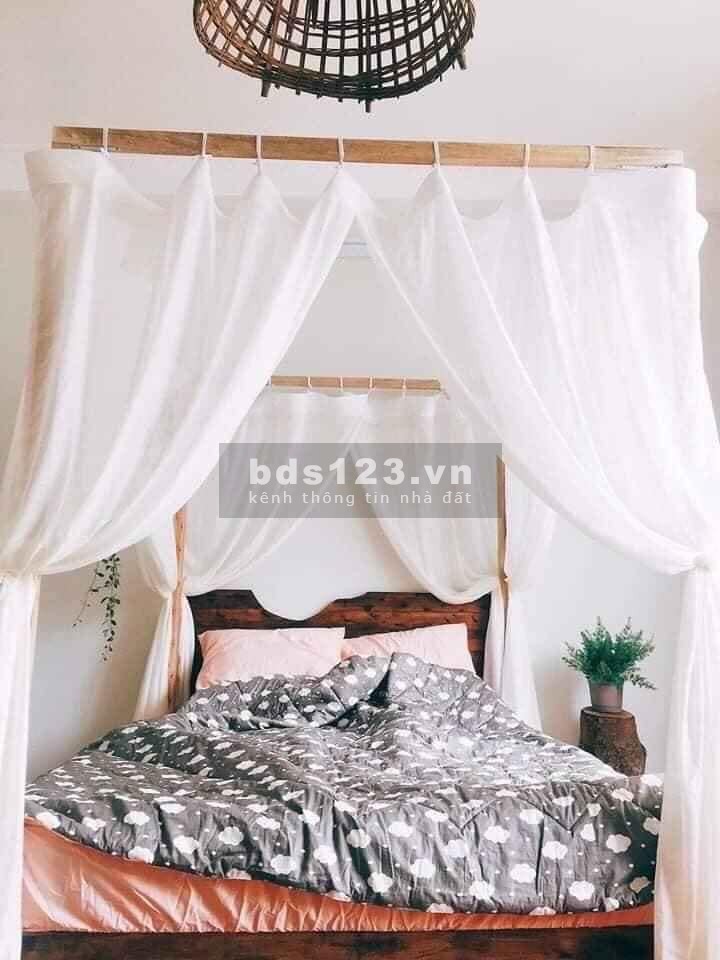 chính chủ bán gấp nhà 4 Tầng Ba Tháng Hai Q10 giá chỉ 4.6 tỷ.