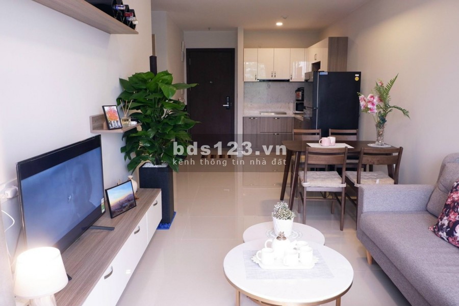 CĂN GÓC mới 100%, 48m2/2PN, giá 320 triệu, đường Nguyễn Văn Bứa ở liền