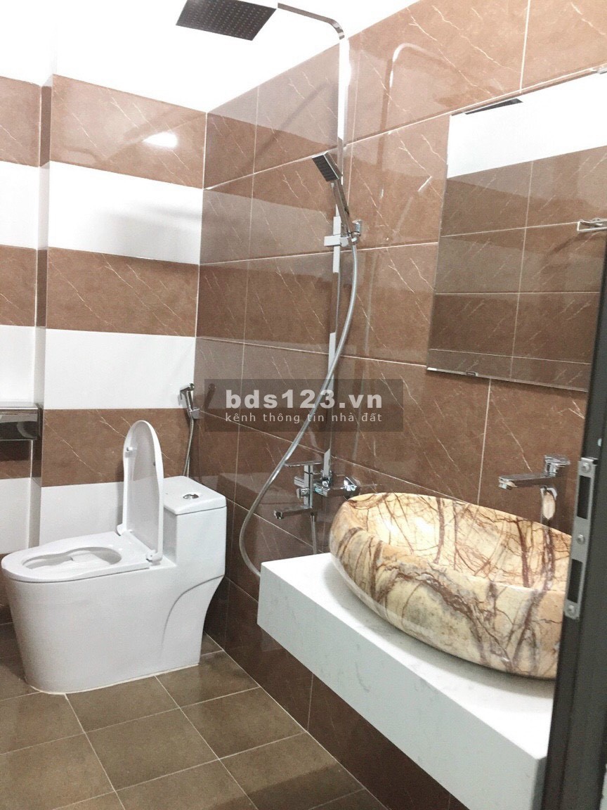 Bán nhà 4 tầng phố Nguyễn Văn Linh, ph. Thanh Bình, 58m2, mt 4.25m, 2 tỷ 980