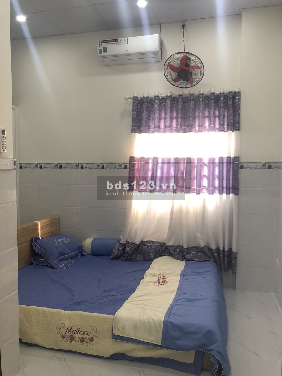 Nhà 1 trệt 1 lầu 96m2 KĐT Oasis City, Đối diện trường đại học quốc tế Việt Đức