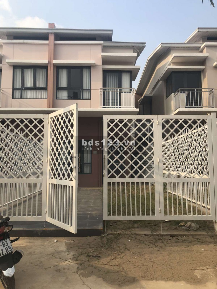 Nhà 1 trệt 1 lầu 96m2 KĐT Oasis City, Đối diện trường đại học quốc tế Việt Đức