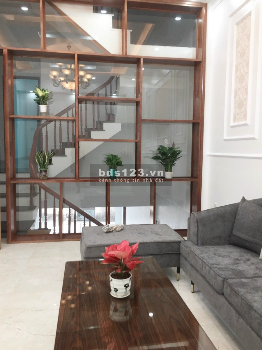 Bán nhà 4 tầng phố Nguyễn Văn Linh, ph. Thanh Bình, 58m2, mt 4.25m, 2 tỷ 980