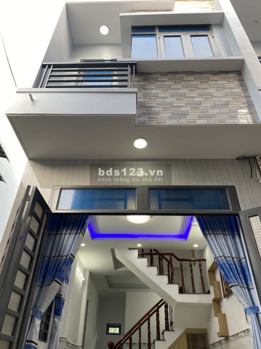 Chính chủ bán nhà gần chợ Bình Chánh