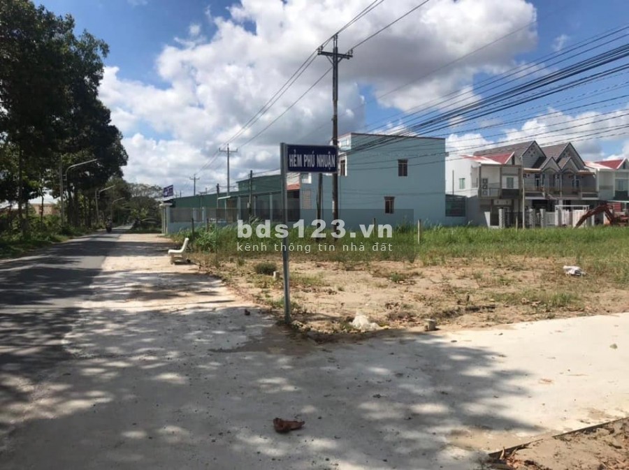 Bán đất gần KDL Lan Vương,TP Bến Tre thổ cư 100% giá rẻ