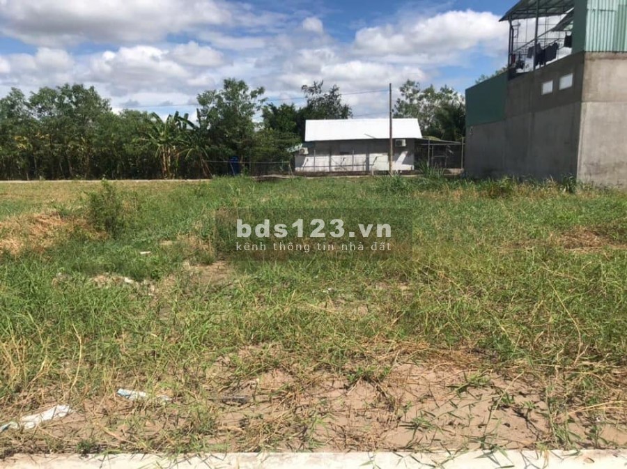 Bán đất gần KDL Lan Vương,TP Bến Tre thổ cư 100% giá rẻ