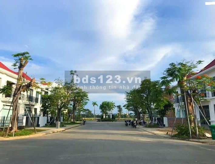 Giá siêu rẻ. Nhà đẹp 2 tầng Royal Park Giá chỉ 3,2x tỷ. LH 079_657_1878