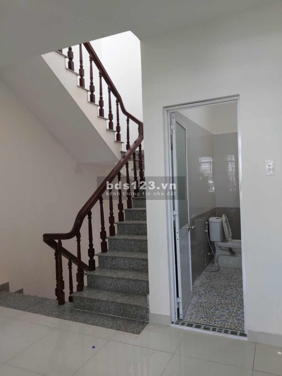 Do gđ kẹt tiền nên ĐẠI HẠ GIÁ từ 5ty500 còn 4.8 tỷ Bán nhà 2 lầu 80m2 Linh Đông Thủ Đức