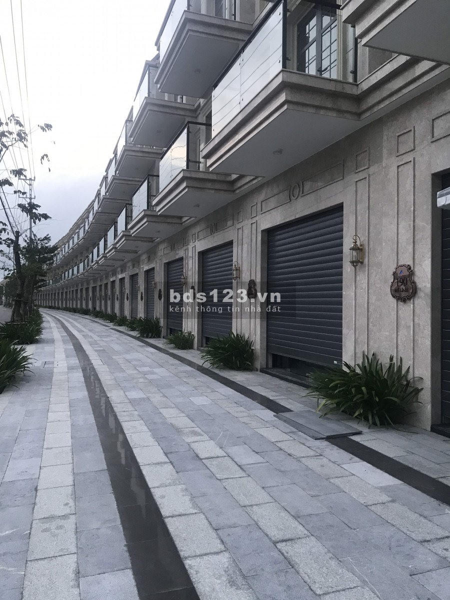 CHÍNH CHỦ GỬI BÁN BIỆT THỰ VIEW KÊNH ĐƯỜNG 15M, DÂN CƯ ĐÔNG ĐÚC KHU LIÊN CHIỂU