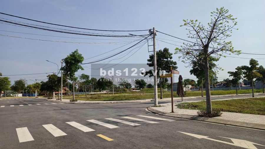 Cuối năm cần ra gấp lô đất ngộp giá rẻ, thổ cư có giấy phép xây dựng nhà ngay và luôn