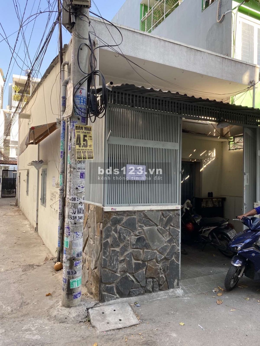 Nhà cấp 4 góc 2 mặt hẻm xe hơi Nguyễn Kiệm, P3, GV, 6 tỷ