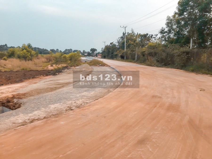 Đất thổ cư cần bán KCN Hắc Dịch giáp sân bay Long Thành chỉ 800tr