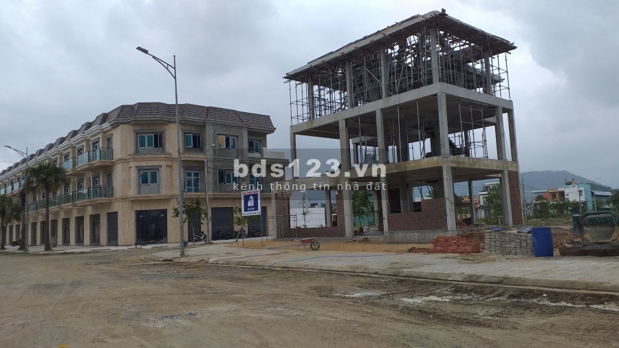CHÍNH CHỦ GỬI BÁN BIỆT THỰ VIEW KÊNH ĐƯỜNG 15M, DÂN CƯ ĐÔNG ĐÚC KHU LIÊN CHIỂU