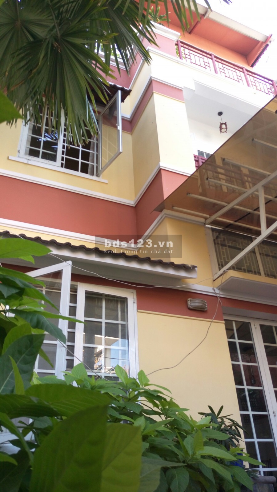 BIỆT THỰ cho thuê dài hạn, kế bên Chợ Lớn, đường 10m, khu Vip Bình Phú Q6 - 0901386327