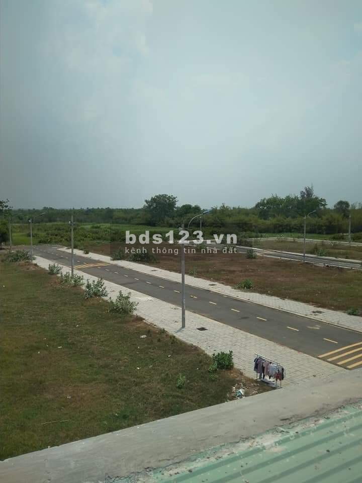 Đất ngọp Long Thành, đường 30m gần sân bay, 5x20m full thổ cư, sổ hồng riêng, 1.5 tỷ.