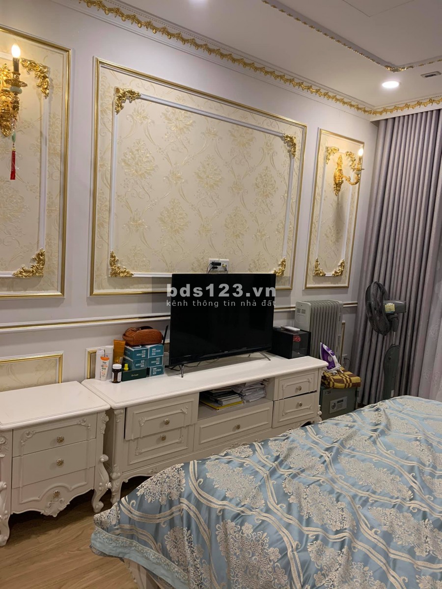 Chính chủ cần bán căn 4PN, BC Đông Nam 147m tại A3 Vinhomes Gardenia