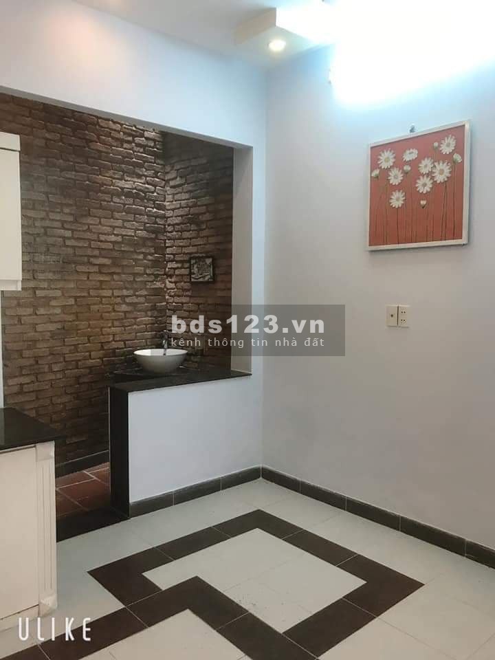 Chanh Sả Bình Thạnh, Phan Văn Trị sầm uất. 60m2 nở hậu. Xe hơi vào nhà. Chỉ 7 tỷ 5
