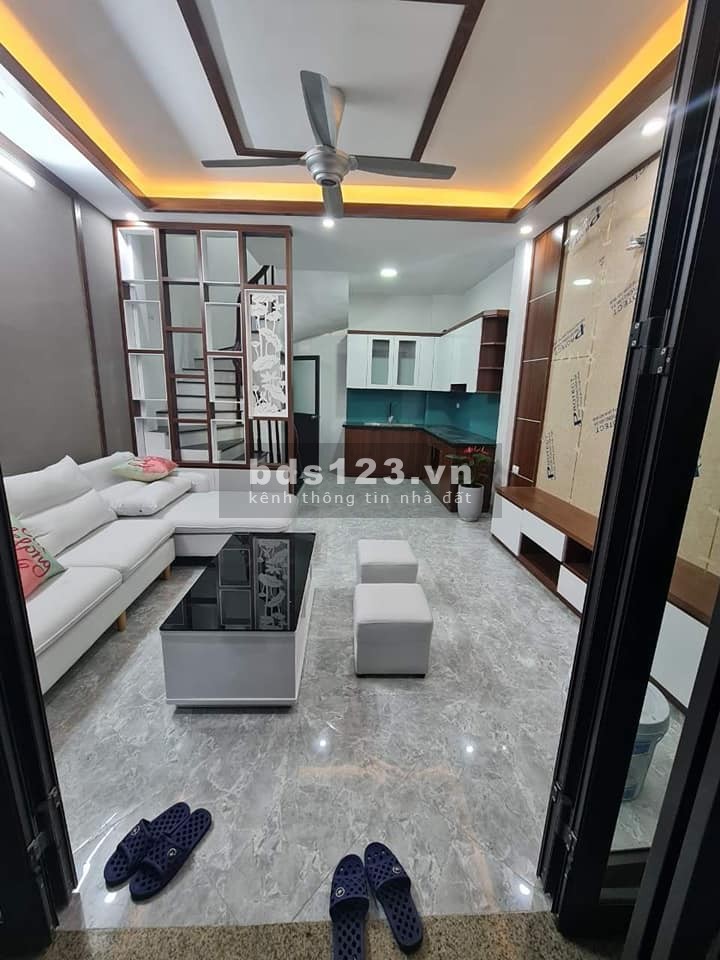 Bán nhà ngõ 146 đường 19/5 Văn Quán 38m2 5T 4.1 tỷ