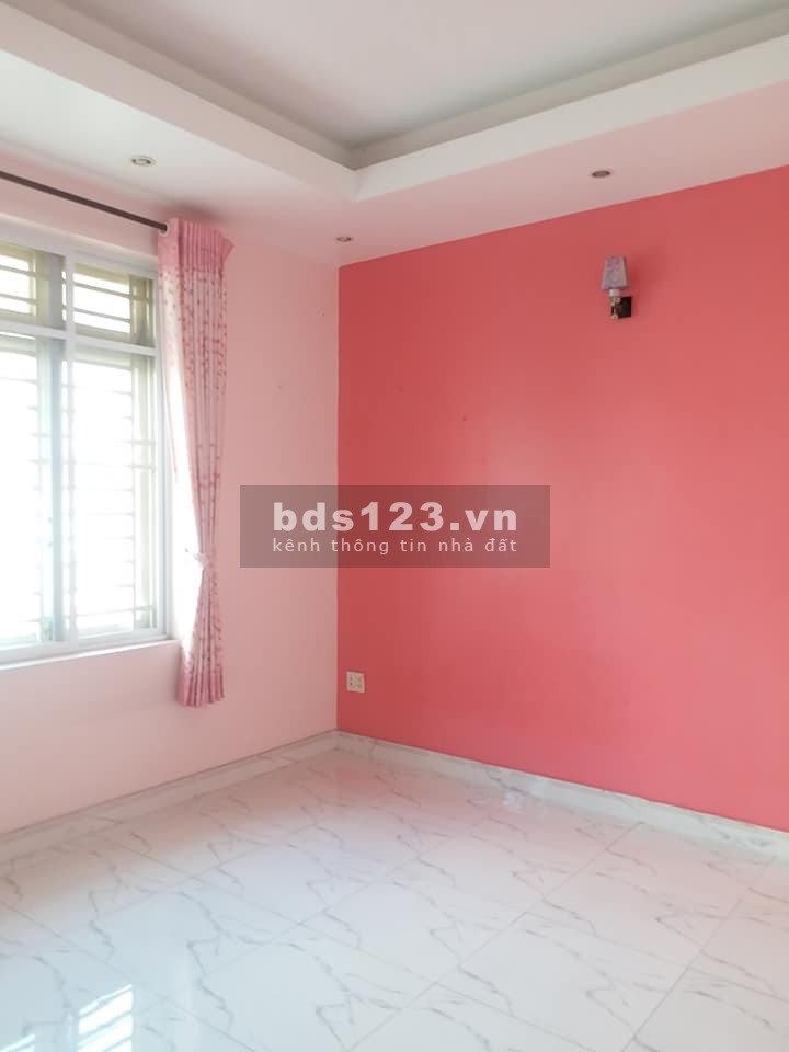 Nhà 5x30, 1 trệt 2 lầu mặt tiền khu hồng long, Hiêp Bình Phước, Thủ Đức