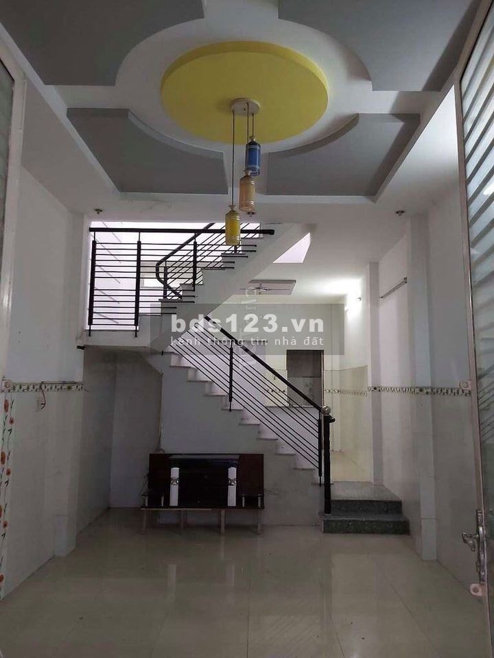 Nhà cho thuê, hẻm 8m, gần trường Bình Trị Đông, ở gia đình, kd online, VP, ưu tiên dài hạn