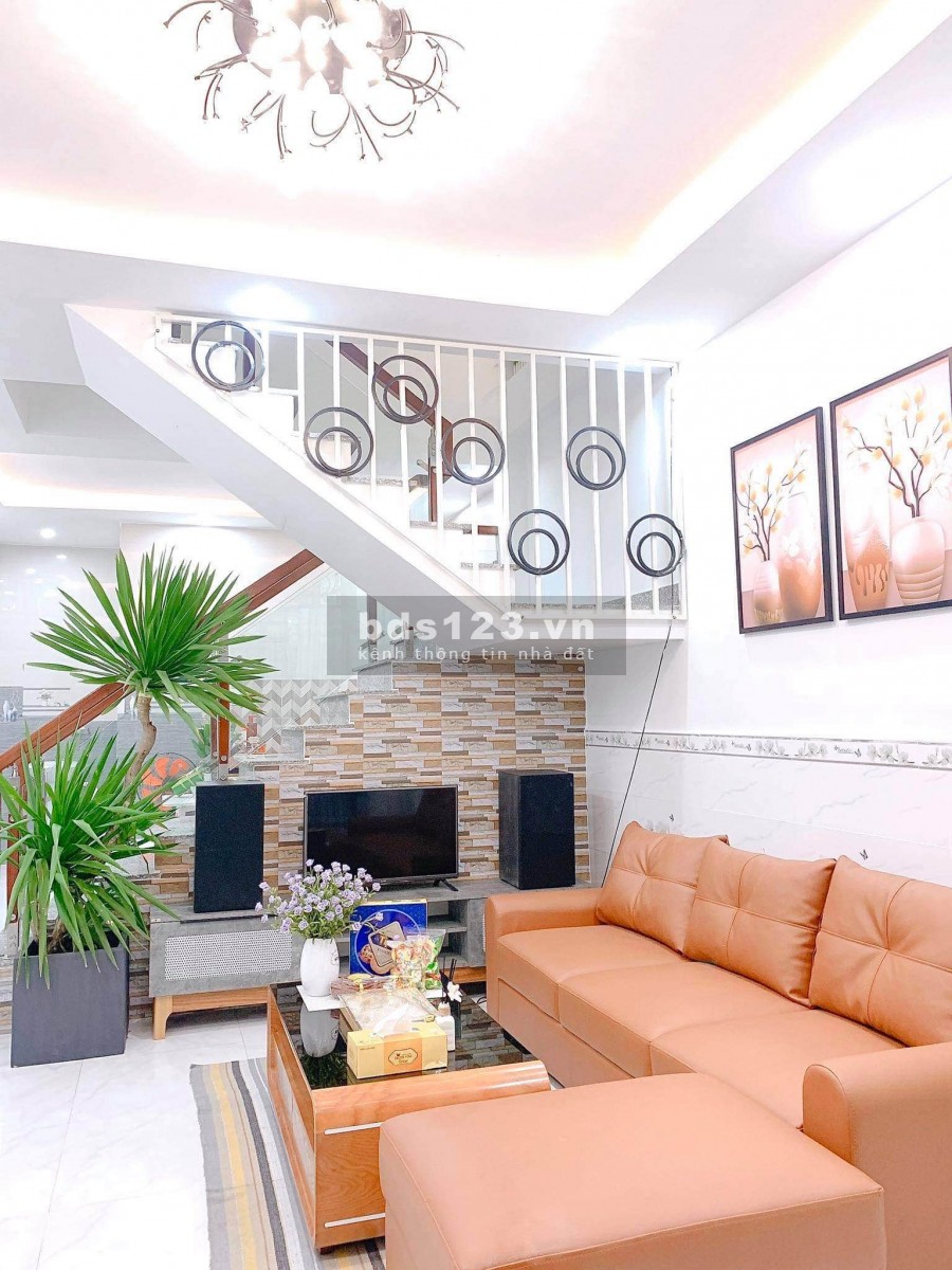 Chính chủ bán gấp nhà HXH Nguyễn Đỗ Cung-T.Phú 72m2 chỉ 5.3 tỷ