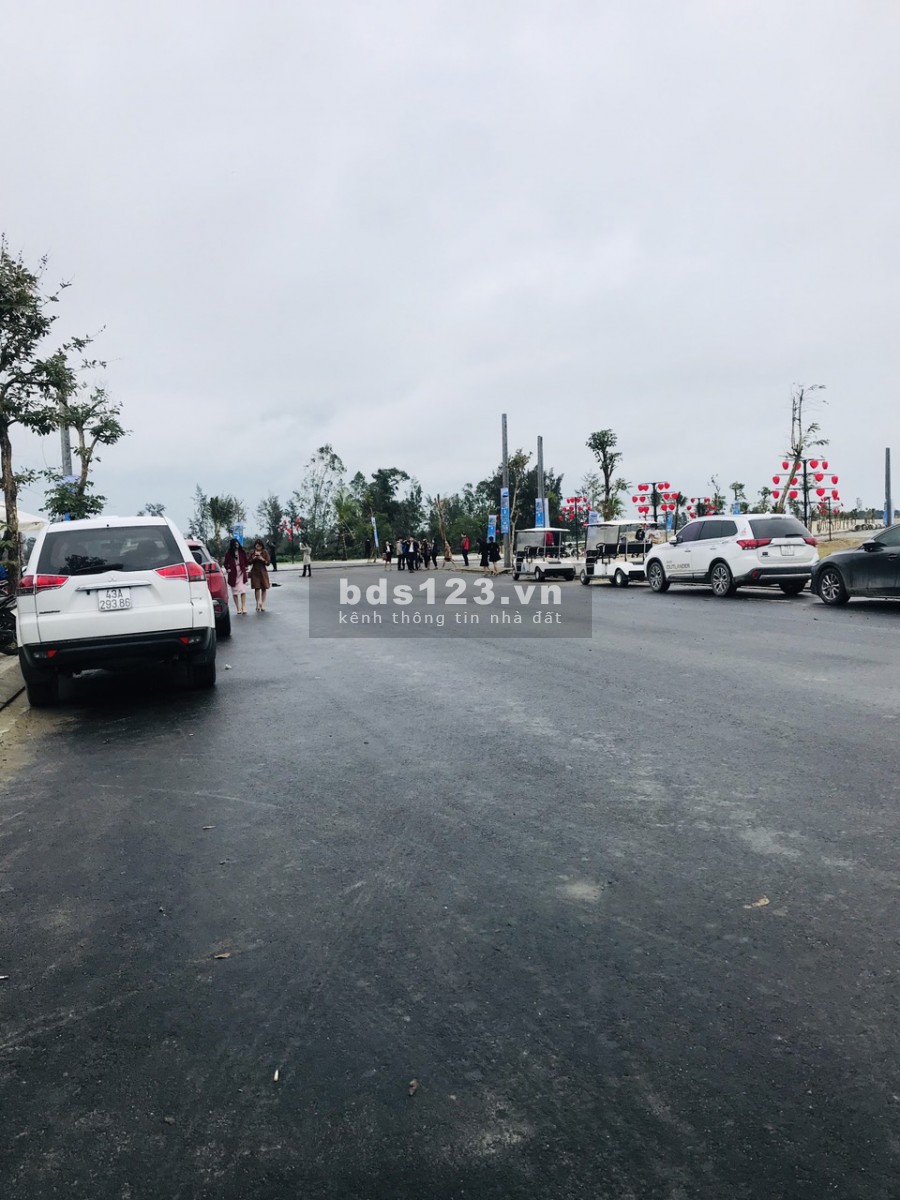 Bán KĐT bếnh du thuyền Mallorca giá chỉ 13.5tr/m2