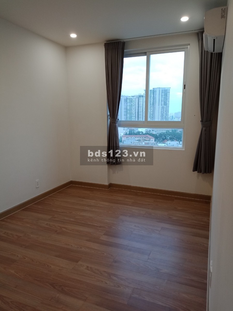 Chính chủ bán căn hộ Grand Riverside Q4, DT 55m2, 1pn, 1wc nhà có nội thất cơ bản giá bán 2ty8